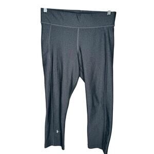 Under Armour Gray Athletic Casual Compression Pants Capri Leggings Size M Medium